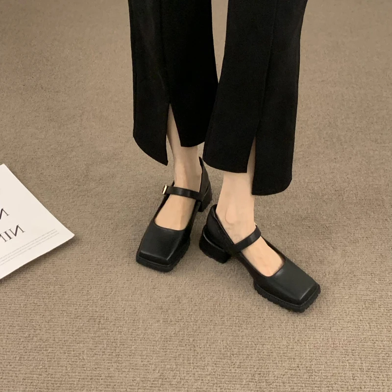 Retro Loafers Women Square Toe Mary Janes Shoes 2023 New Sping Summer Ankle Buckle Pumps Elegant Ladies Shoes Black Low Heels