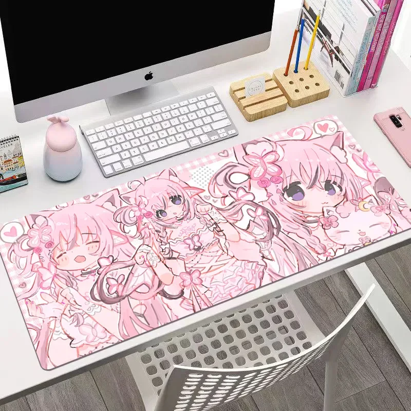 Japanese Sweet Pink Anime Girl Mouse Pad, Large Heart Lock Edge Desk Pad, XXL Office Computer Keyboard Mat, Cute Non-Slip