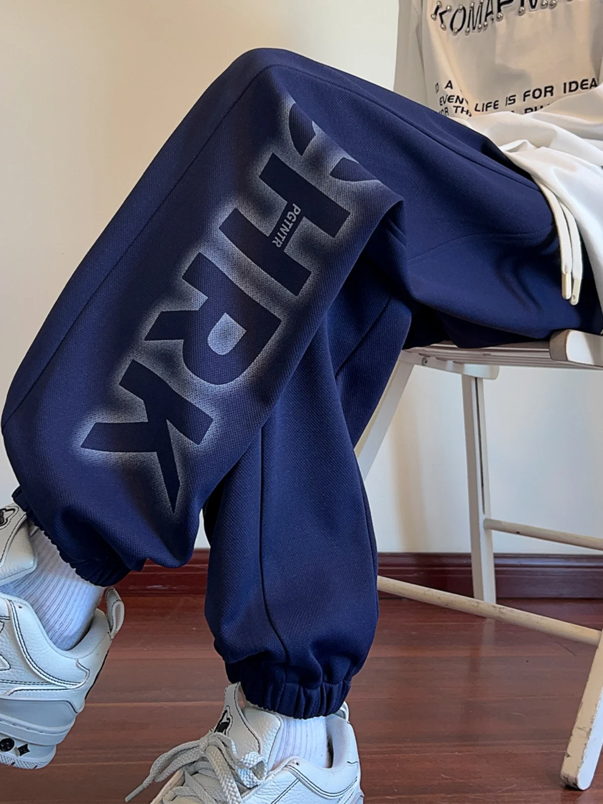 

Мужские повседневные брюки свободного кроя для осени, модные спортивные штаны для баскетбола, молодежные, с эластичным поясом, декоративной строчкой, защита от сминания