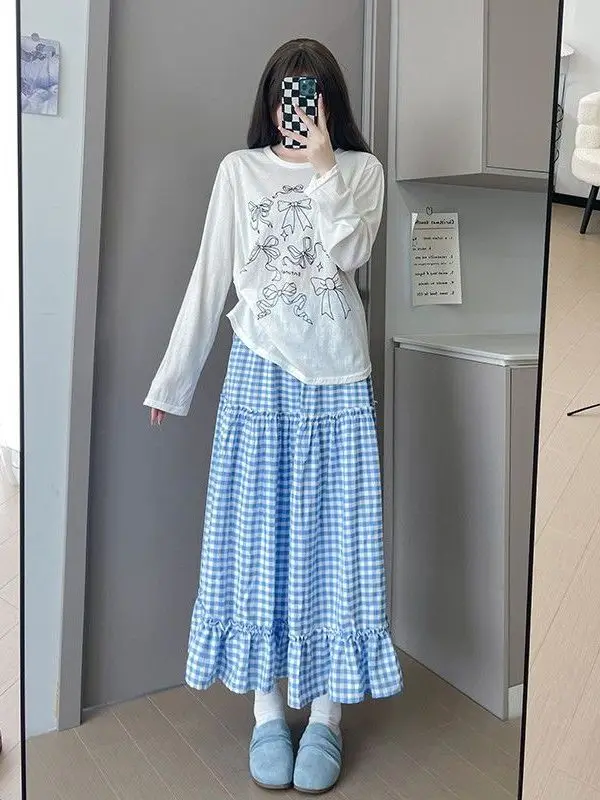 

Синяя клетчатая юбка миди с кружевным лифом-халтером и завышенной талией, повседневная, А-силуэт, женская, летняя, 2026, новый стиль, Teana Snow, корейская версия, полиэстер