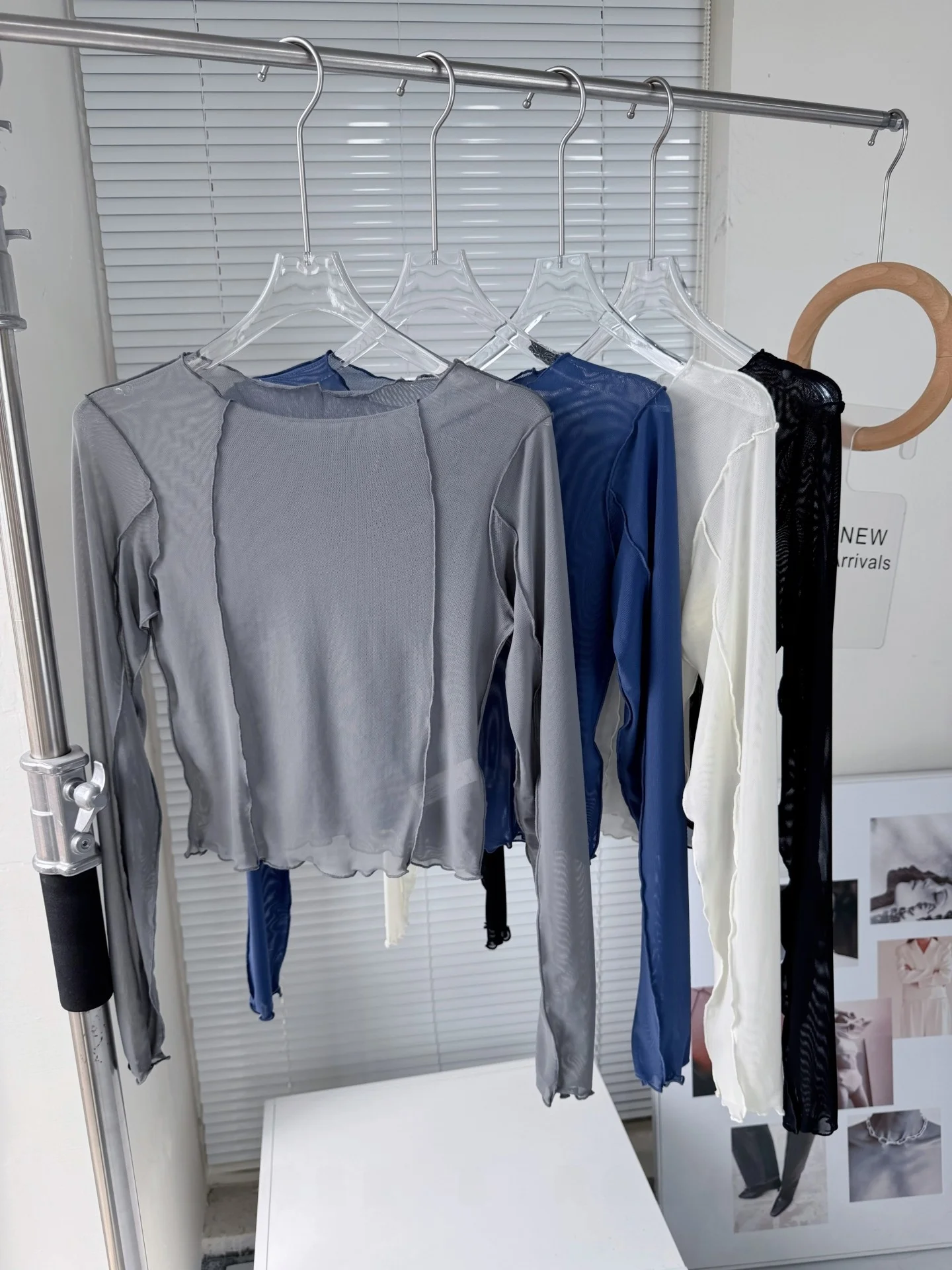 

Sexy Casual Fit Yoga Sportswear Long Sve Running Fitn T-irt Women's Breathable Slimming Top Qui Dry Comfortable