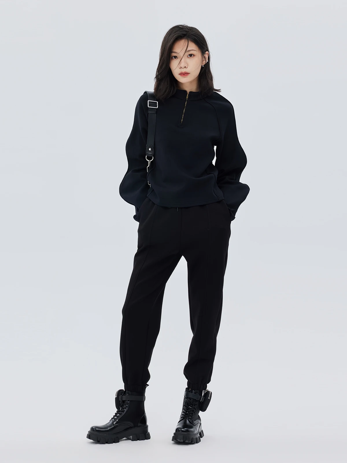 봄과 가을 신상 여성 상의, 웨이브 래글런 소매, 스탠드업 칼라 지퍼, 블랙 라운드 넥 긴팔 스웨트셔츠