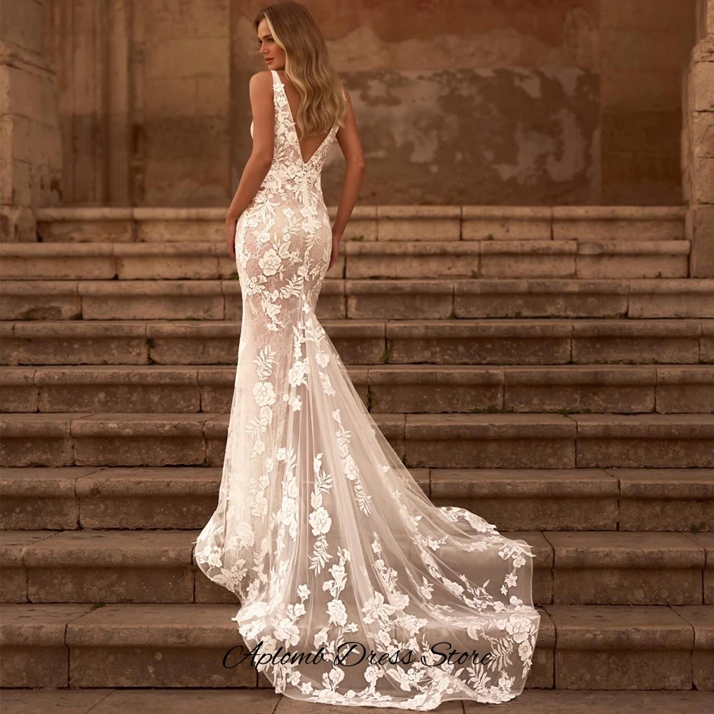 Fashion Deep V-neck Sleeveless Customized Robe de mariée Exquisite Appliques Tulle Wedding Dress Elegant Mermaid Bridal Gowns