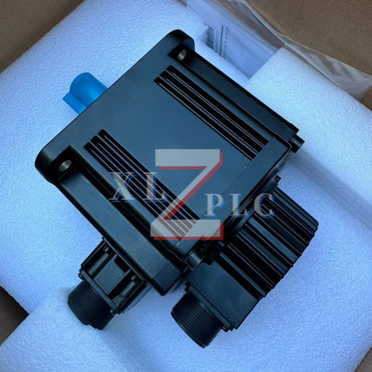 

new original Servo Motor ECMA-E21310RS