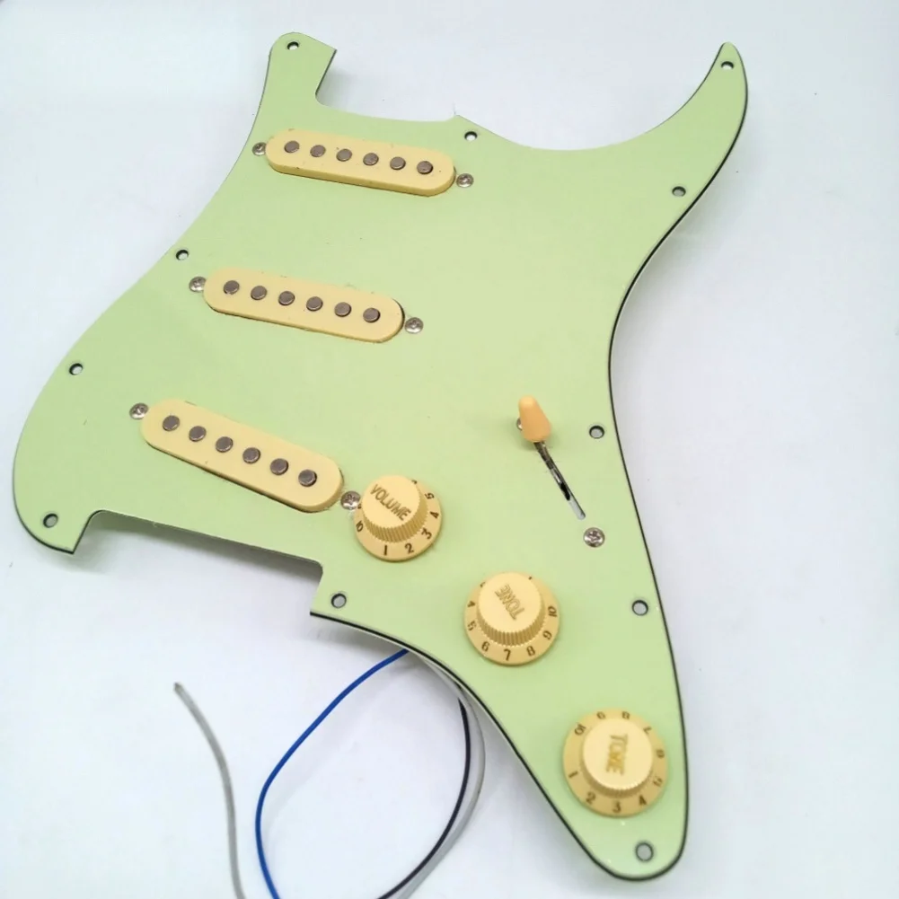 performance-oriented-sss-pickguard-system-for-st-style-guitar-with-full-pickup-set-and-mechanical-stability-for-long-term-use