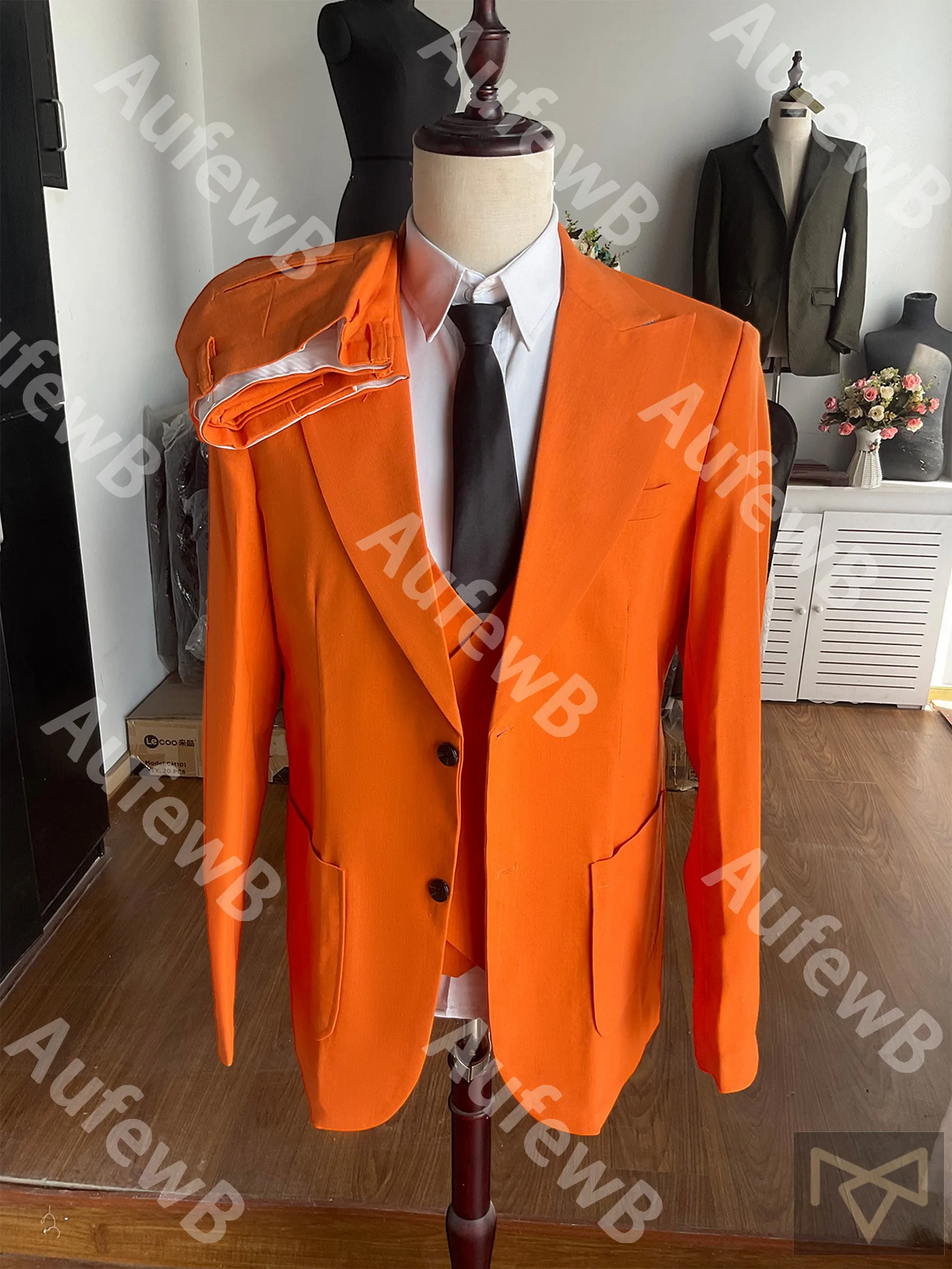 

Beach Vacation Summer Linen Suit for Men Peaked Lapel Slim Fit Man 3 Piece Set Casual Costumes Tendances Trajes Hombre Elegantes