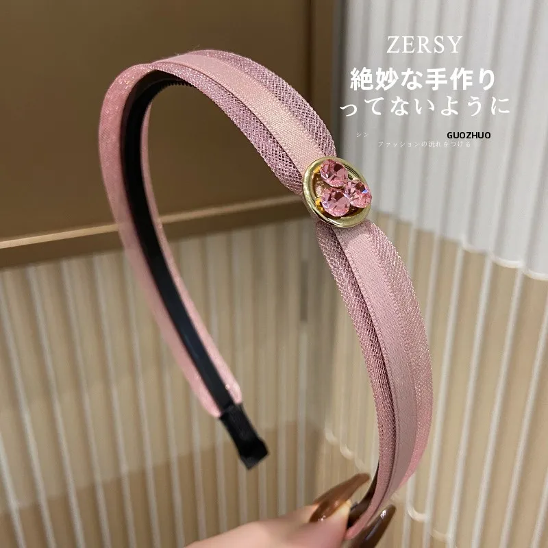 tiara-elegante-de-malha-com-strass-feminina-versatil-para-uso-externo-e-lavagem-facial-com-presilha-de-cabelo-design-simples-estilo-floresta