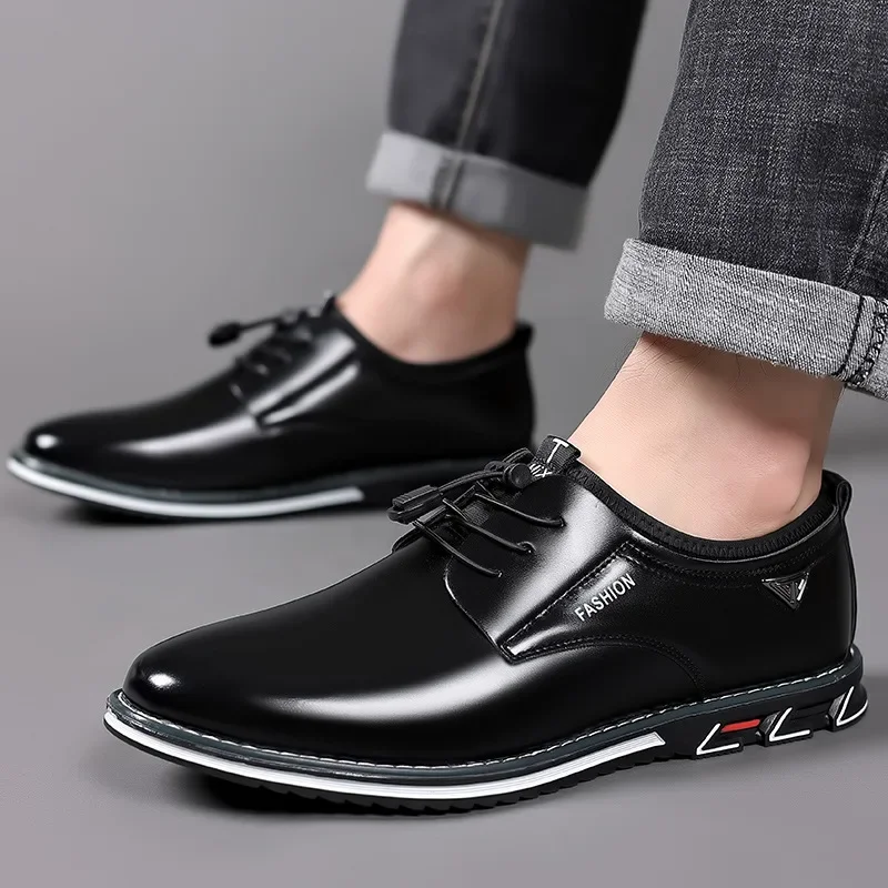 Sepatu pantofel kulit pria, sneaker kerja Slip on kasual nyaman, ukuran besar 50 untuk lelaki