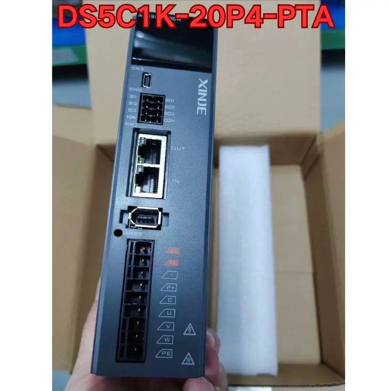 

New servo drive DS5C1K-20P4-PTA