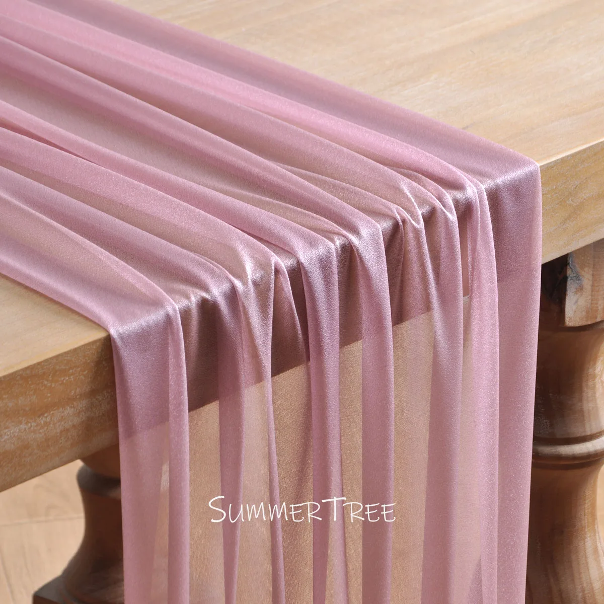 Fließender Tischläufer aus Transparenter Gaze im Rustikalen Boho-Stil in Burgunderrot und Zartrosa für Hochzeiten, Partys, Babypartys, Brautpartys und Tischdekoration – Detail 3