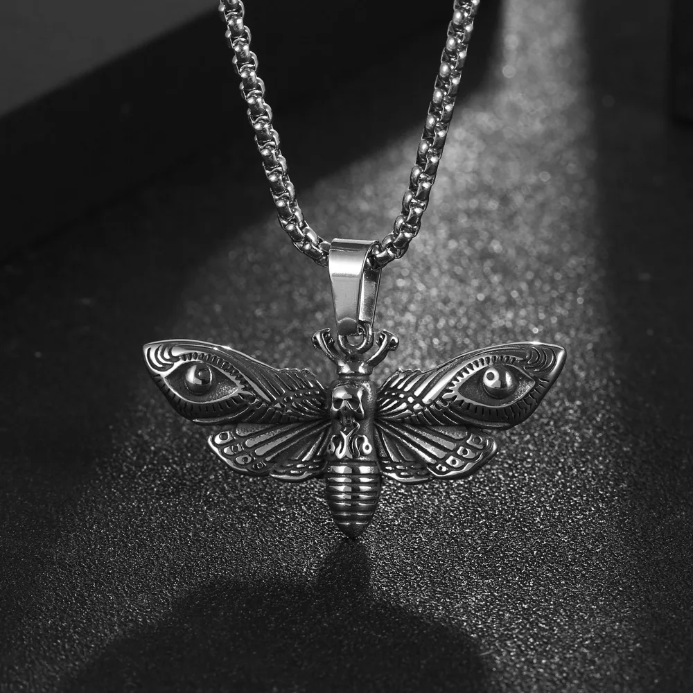 Gothic Death Skull Moth Animal Pendant Necklace Men's Fashion Punk Trend Alternative Jewelry