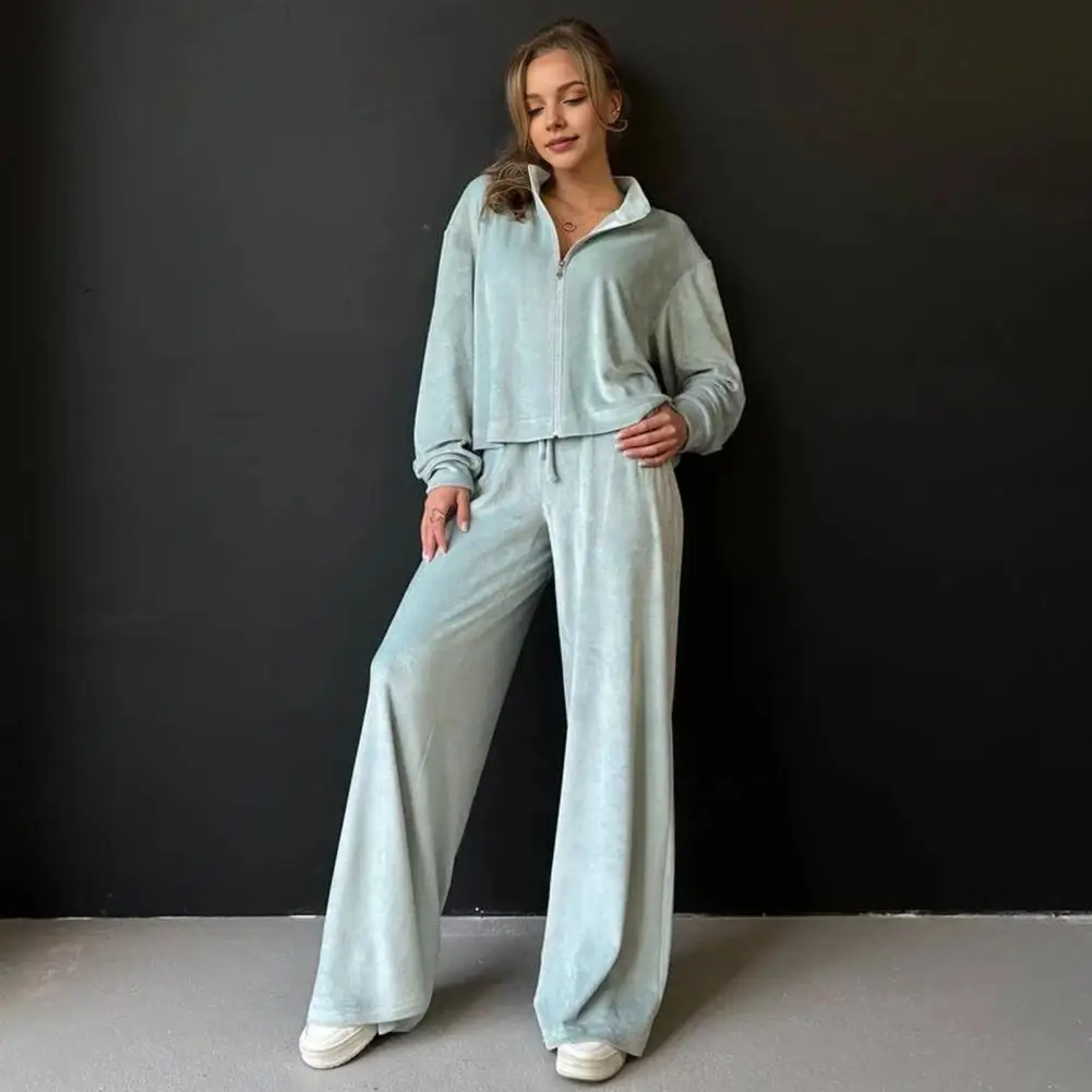 Wear Tracksuit Golden Velvet Tracksuit Set with Stand Collar Coat Wide Leg Pants for Women Winter Wear Outfit with Drawstring