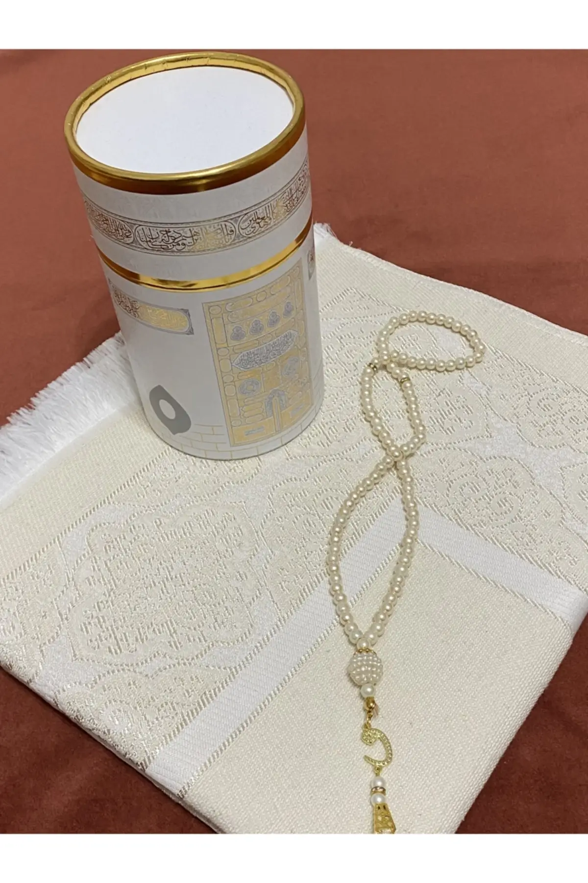 

Dovi cream Kabe patterned prayer Rug set, prayer Rug, pearl rosary gift Meditation Rug