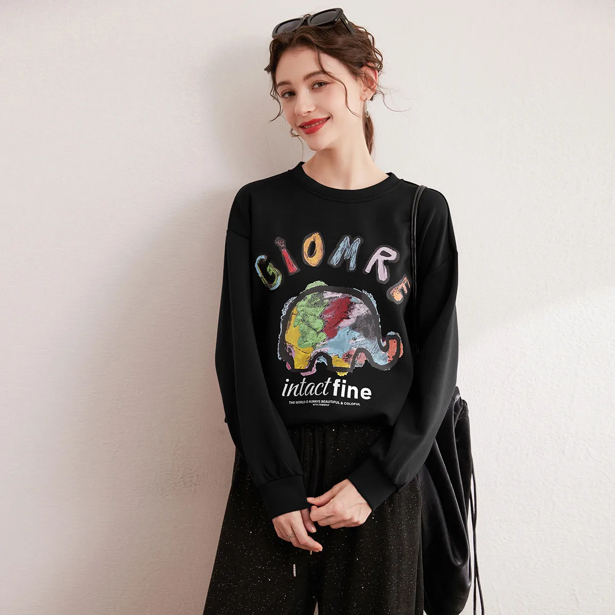  LOUIS YAO Lazy Style Graffiti Sweatershirt 2025 Autumn Contrast Colo Loose Hoodies Round Neck Long Sleeve Top Chic Wear