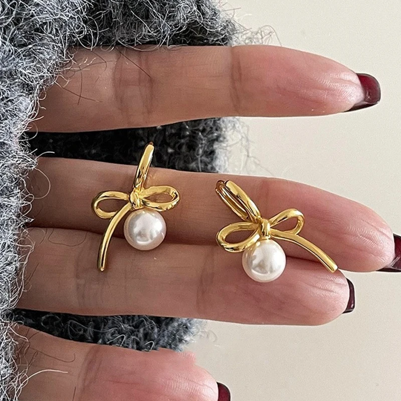 New Year Asymmetric Pearl Bowknot Earrings for Women Minimalist Drop Earring Fashion Jewelry Lady Valentine Gift Party Wedding