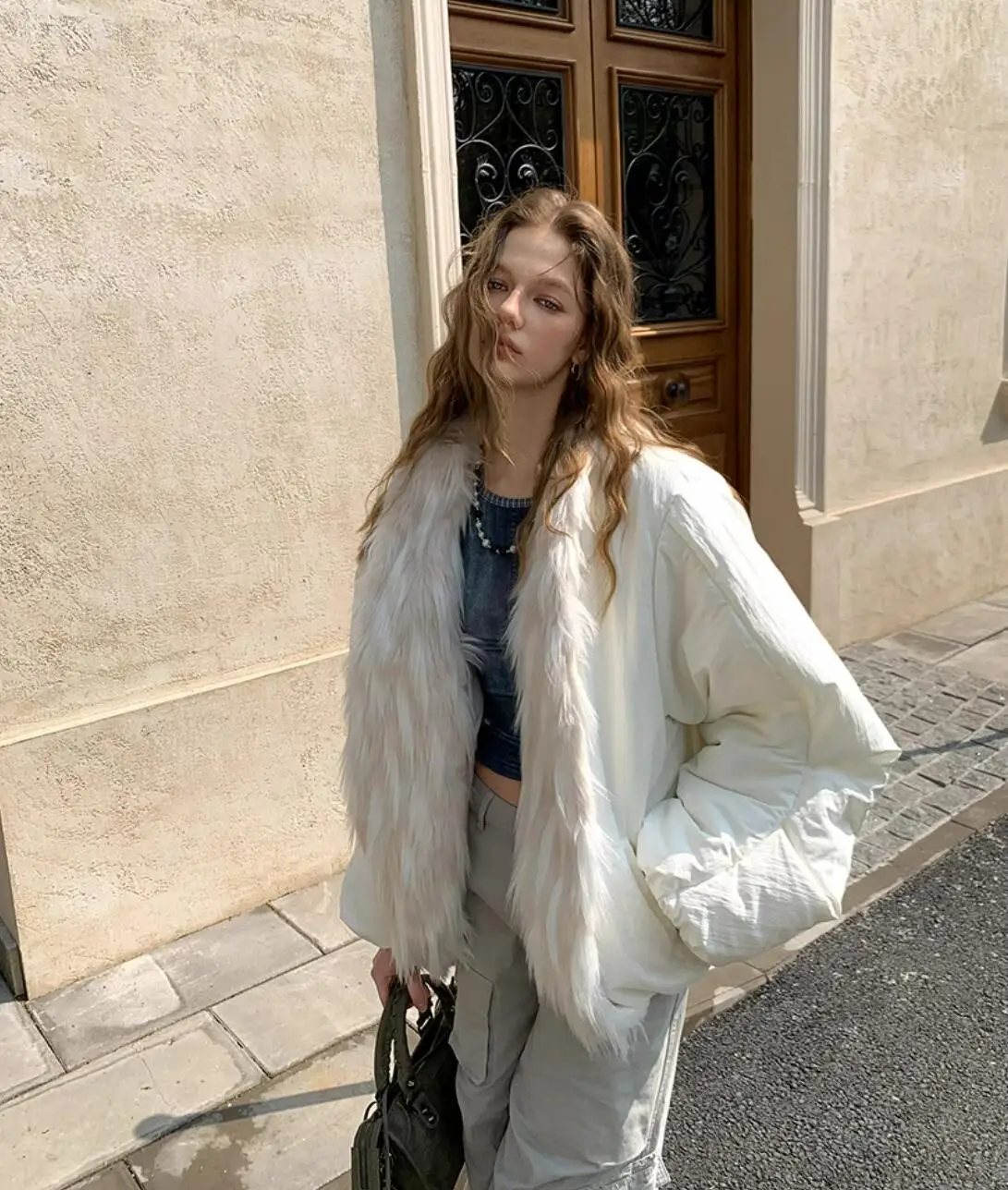 Neue Winter Frauen CHIC Beige Gespleißt Haarigen Faux Pelzmantel Frauen Lange Laterne Hülse Parka Jacke Vintage Bomber Oberbekleidung