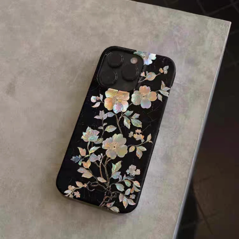 Schillernde Perlmutt-Blume, luxuriöse schwarze Hintergrund-Handyhülle für iPhone 17, 16, 15, 14, 11, 12, 13 Pro Max Air Plus, Rückseite