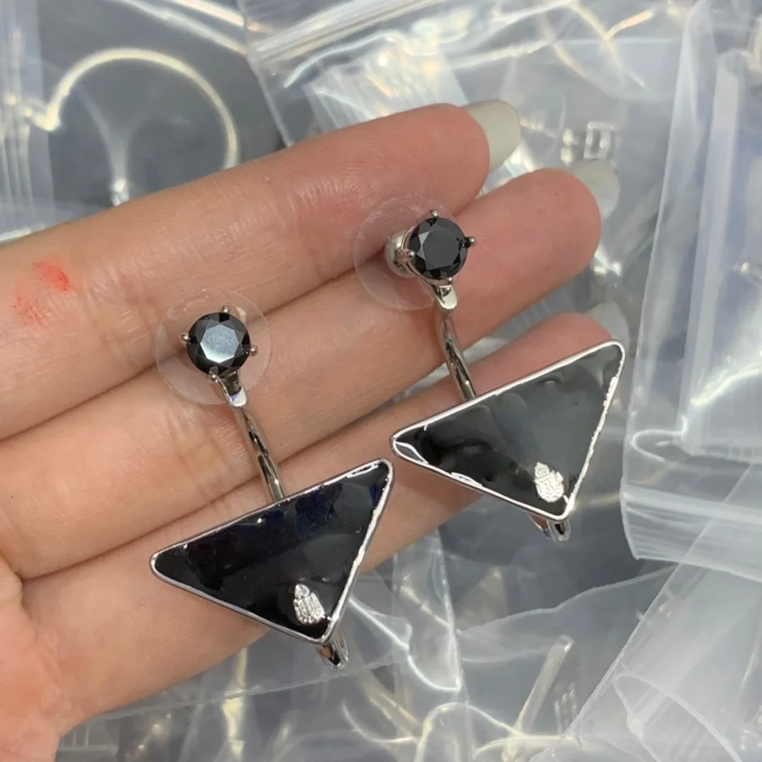 

New Luxury Letter Zircon Stud Earrings for Women Retro Pearl Heart Geometric Gold Ear Jewelry