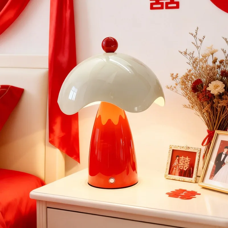 Wedding Desk Lamp, Bedroom, Wedding Dowry, Creamy Style, Romantic and Warm Wedding Room, Gift Giving Atmosphere Lamp
