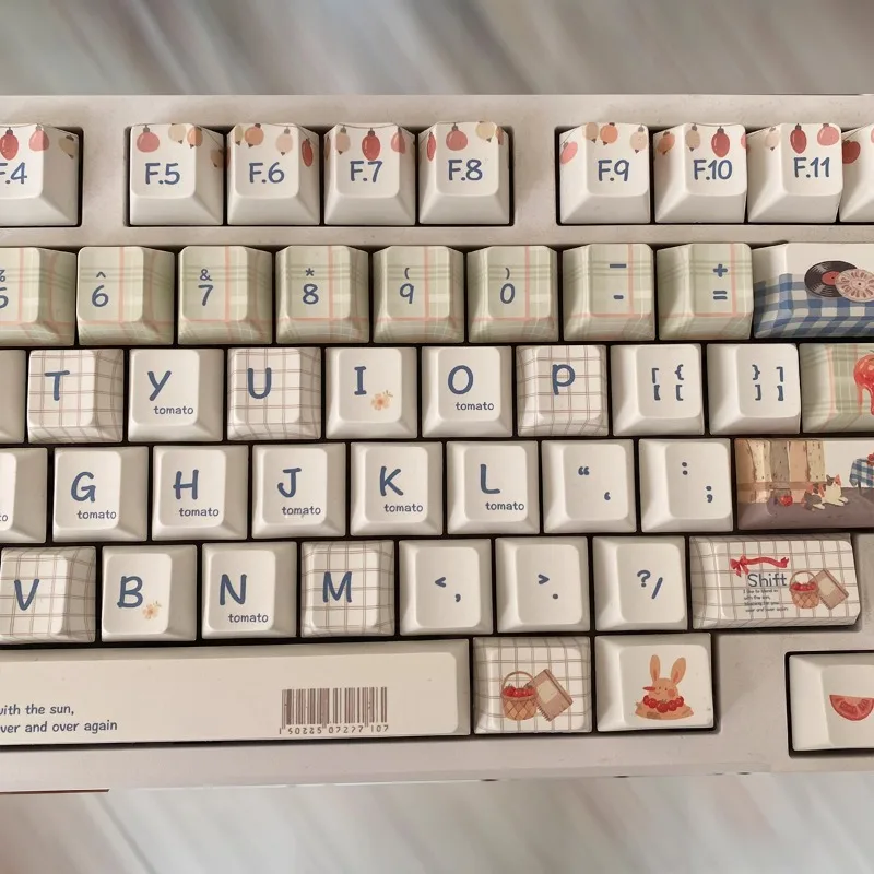 文学トマトボーイテーマキーキャップカスタムチェリープロファイルかわいいトマト漫画シンプルで小さなニッチメカニカルキーボードキーキャップ