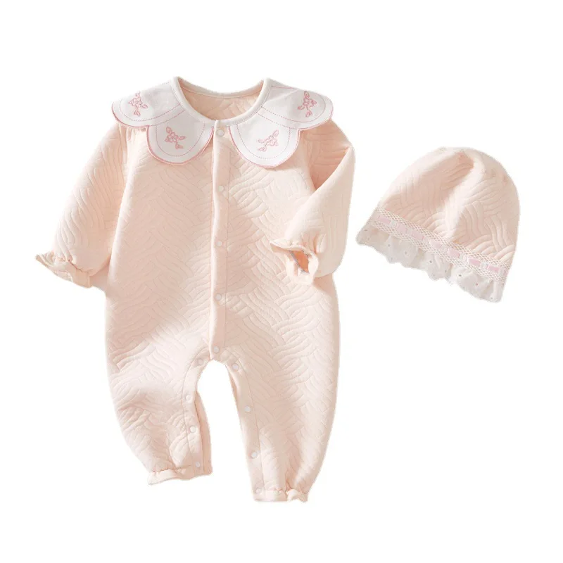 Baby Clothes In Spring and Autumn The New Long-sleeved Cotton Baby Girl Cute Lace Tie Hat Jumpsuit Clothes Climbing Suit