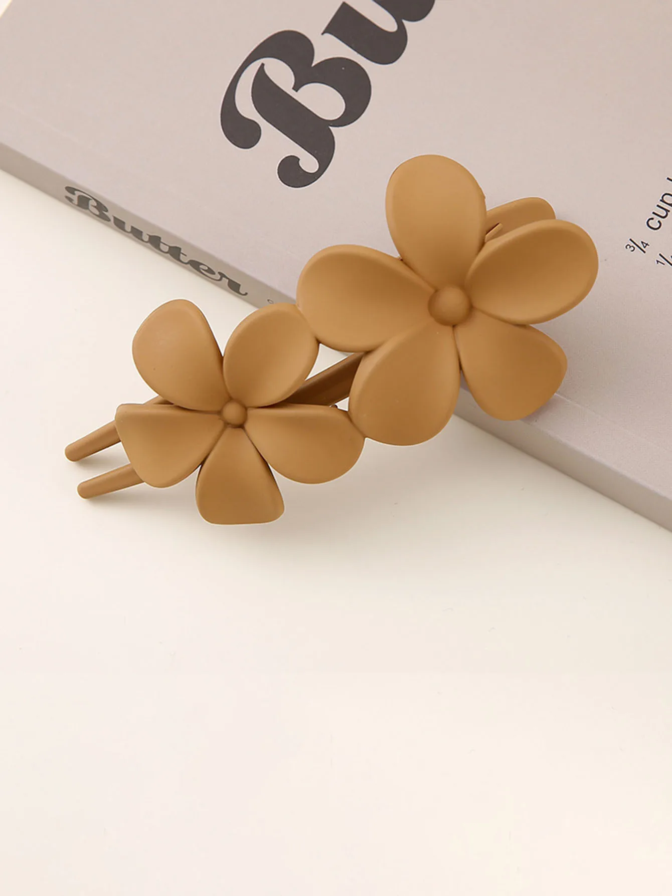 3pcs Trendy Flowers Hair Clips Decorative Hair Accessories Photography Party Props For Girls