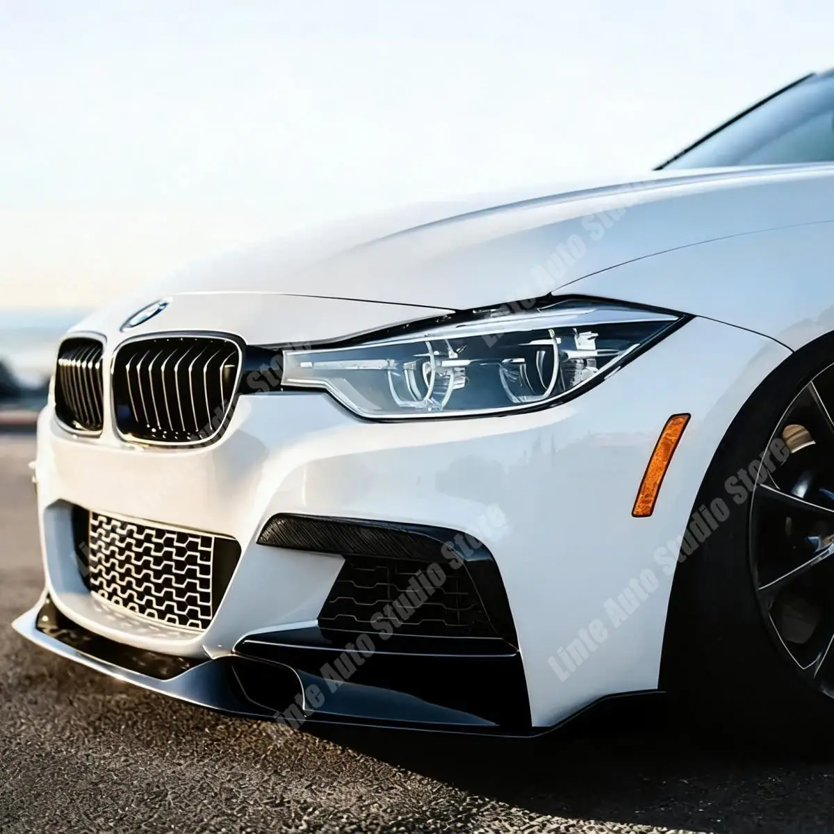 

Стильный обвес MAD для BMW 3 серии F30 F31 M Sport 2013-2019: сплиттер переднего бампера, накладка на нижнюю часть бампера, комплект обвеса