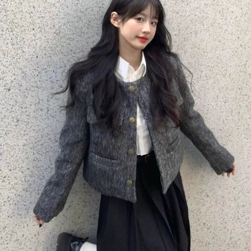 Ciemnoszare, krótkie płaszcze wełniane damskie z długim rękawem, proste, eleganckie, w stylu vintage, do biura, codzienne, zapinane na guziki, z dekoltem typu O, koreańskie bluzki damskie.