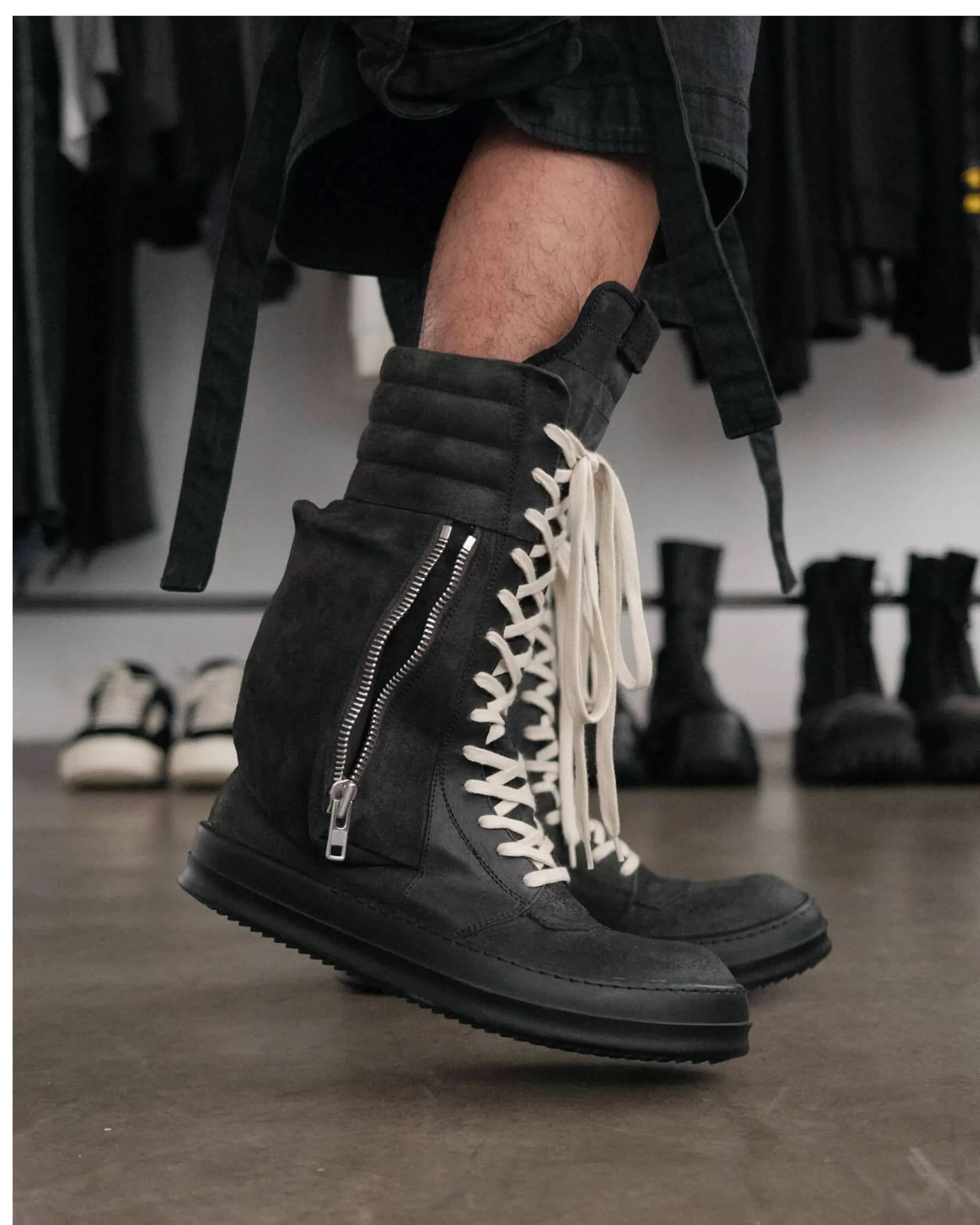 Unisex Black Suede High-Top Sneakers Side Zipper Lace-up Ankle Boots Low Heel Round Toe Casual Streetwear Mid-Calf Boots