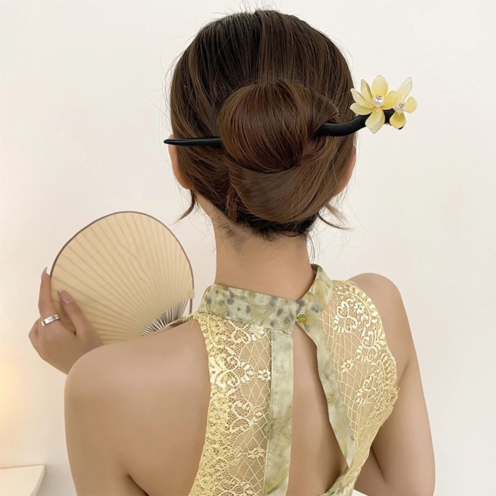 Female Flower Hair Stick Chopstick Classical Yellow Floral Wooden Hairpin Retro Girls Han Costume Hair Ornament Chinese Jewelry