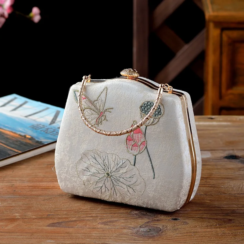 Vintage Print Flower Butterfly Embroidery Evening Bag For Women Metal Handle Handbag Wedding Banquet Party Clutches Ladies Purse