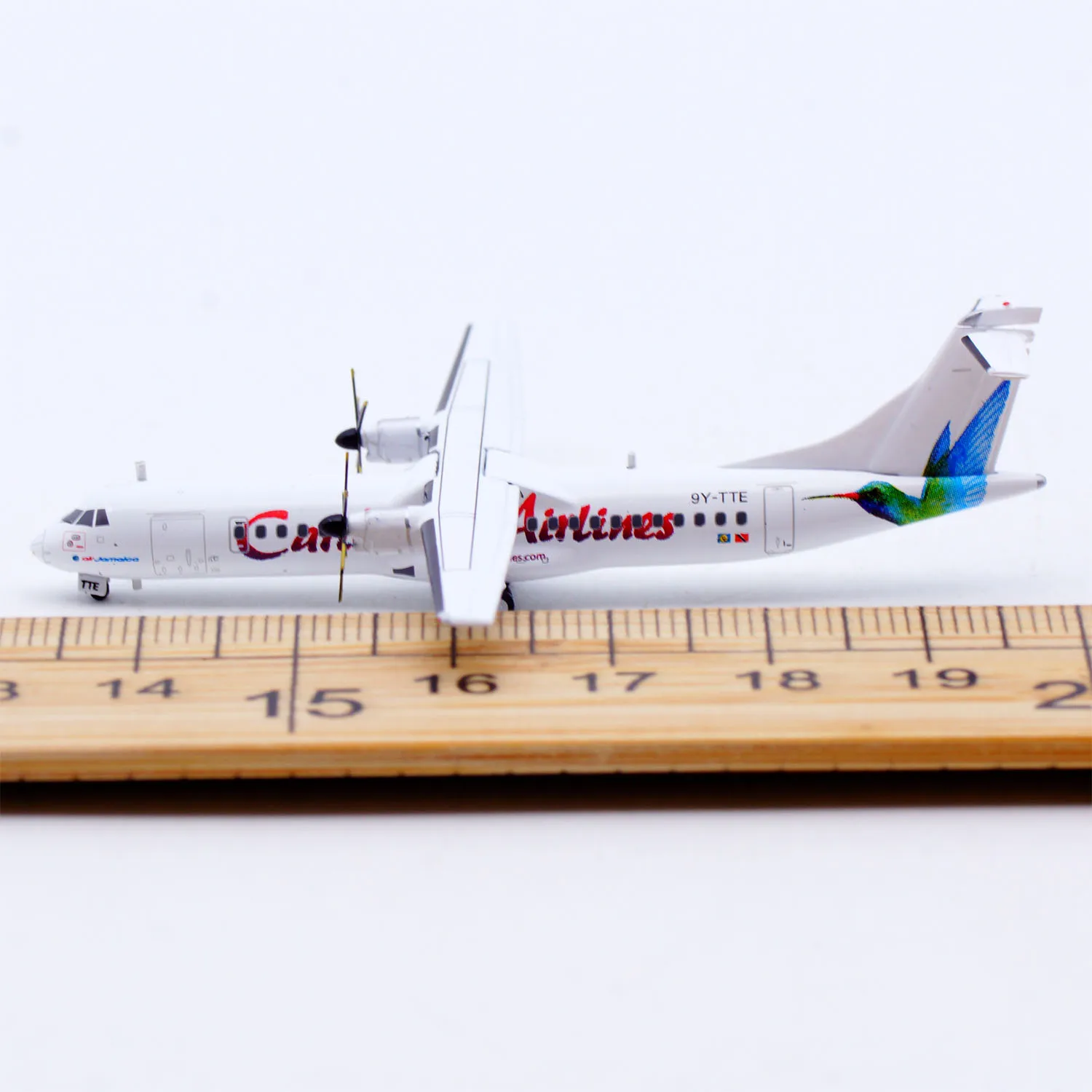 

XX40065 Alloy Collectible Plane Gift JC Wings 1:400 Caribbean Airlines ATR72-600 Diecast Aircraft Model 9Y-TTE