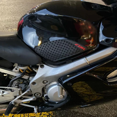 Imagen 2 del producto Protector de almohadilla de tanque de combustible para motocicleta HONDA, pegatina CBR150R CBR250R CBR300R CBR500R CBR650R/F CBR600 F2 F3 F4 F4i, accesorios