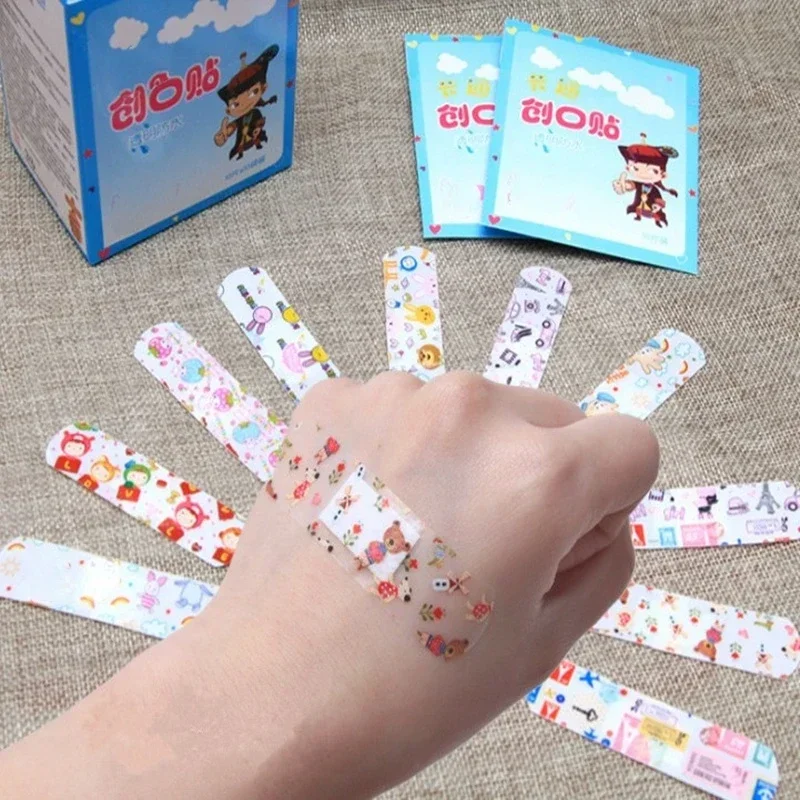 100 Pcs Random Pattern Waterproof Cartoon Band Aid Wound Dressing Patches Baby Kids Adhesive Bandages First Aid Emergency Kit