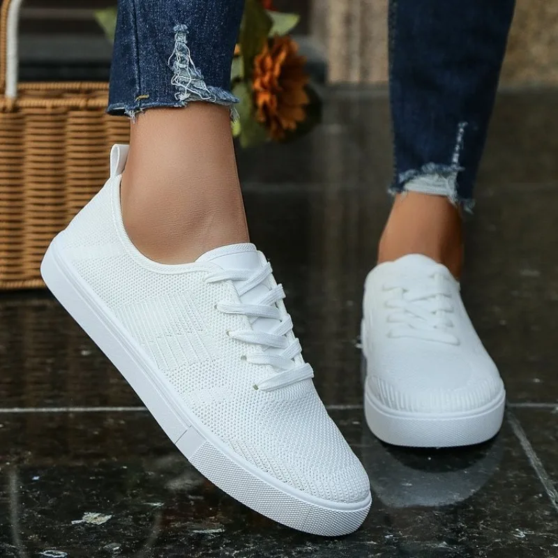 Fashion 2026 Women's Sneaker Mesh Fabric Mesh Breathable Sneakers Women Casual shoes Lace Up Women sneakers Tenis Feminino