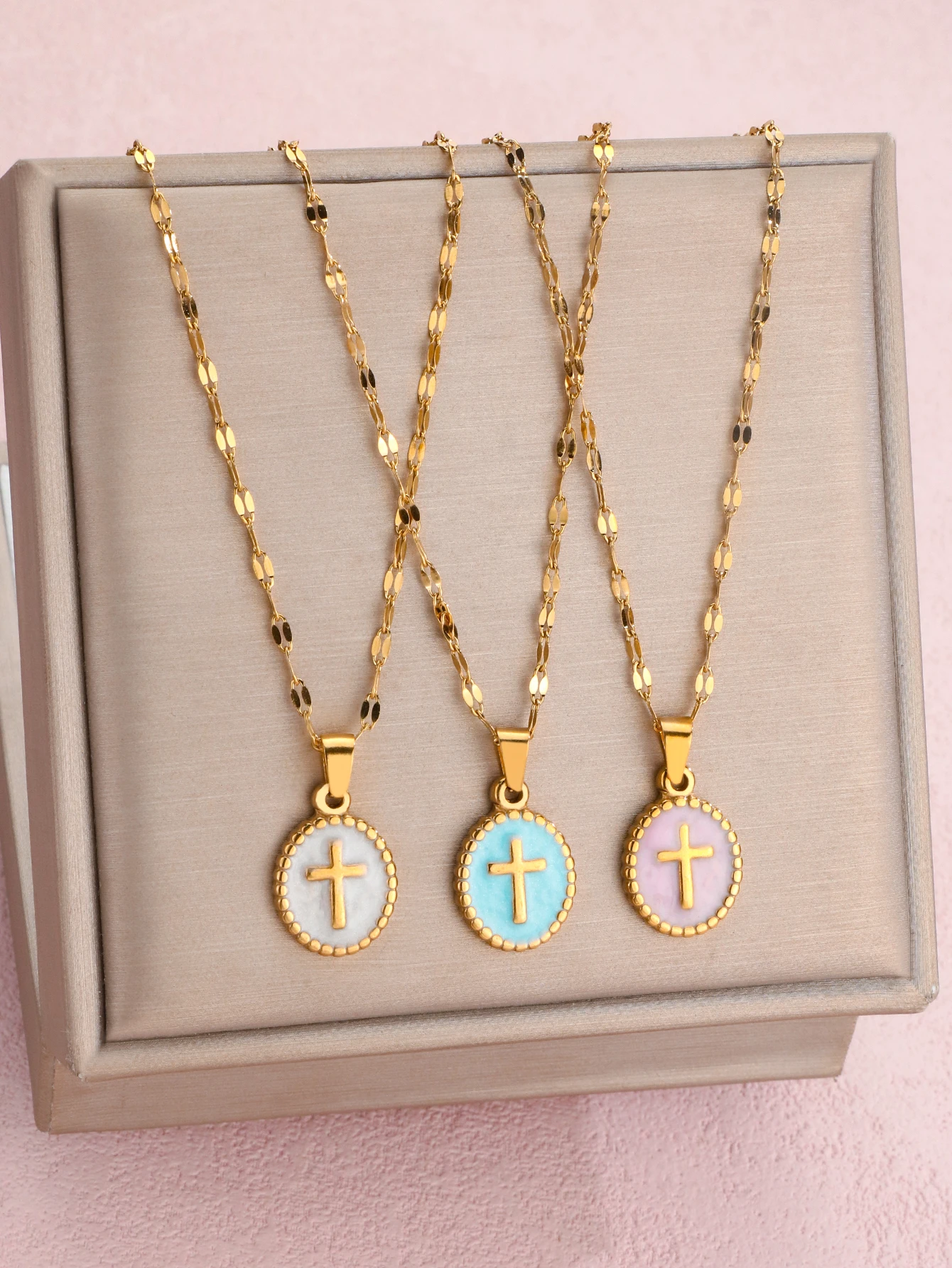 1 Piece Trend Minimalist Round Cross Pendant Necklace Non Fade Color Drip Oil Design Stainless Steel Women's Jewelry Accessories