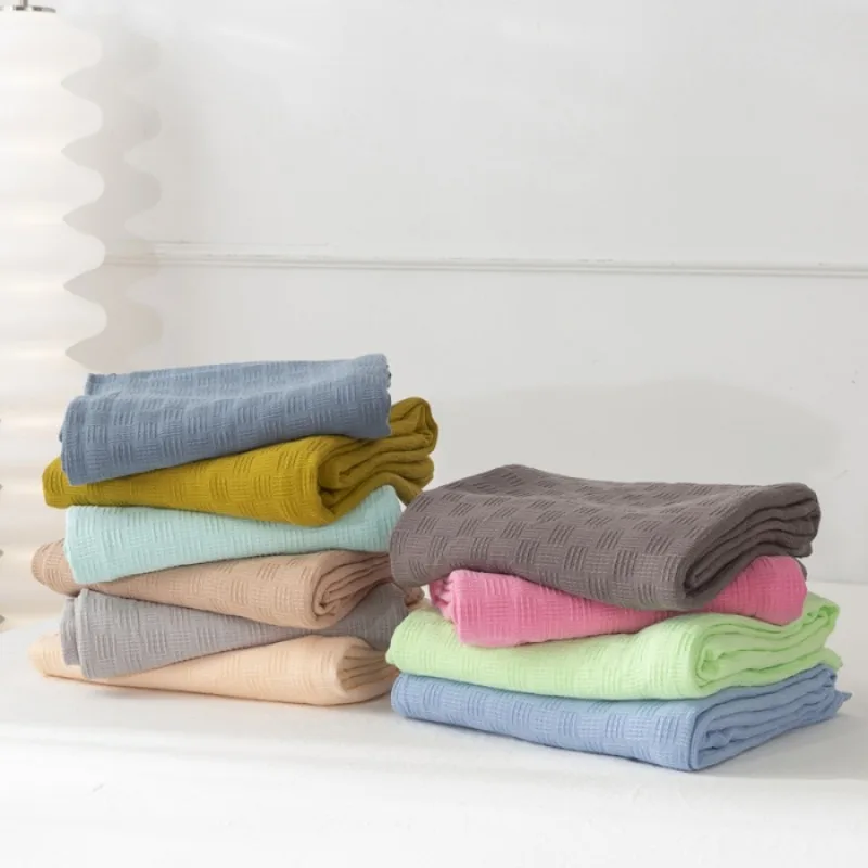 

2025 New Knitted Thread Blanket Simple and Exquisite Summer Air Conditioning Blanket Soft and Comfortable Sofa Cover Blanket