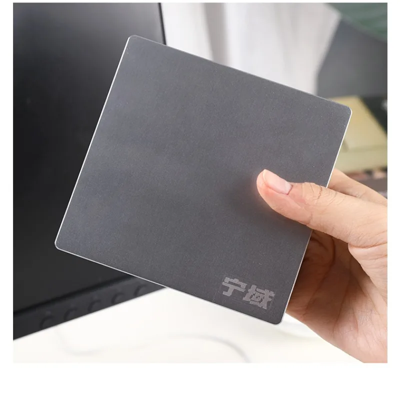Metel Case Mini PC, CPU AMD Ryzen 5700U ES Zakelijk Kantoor School Onderwijs Desktop NUC