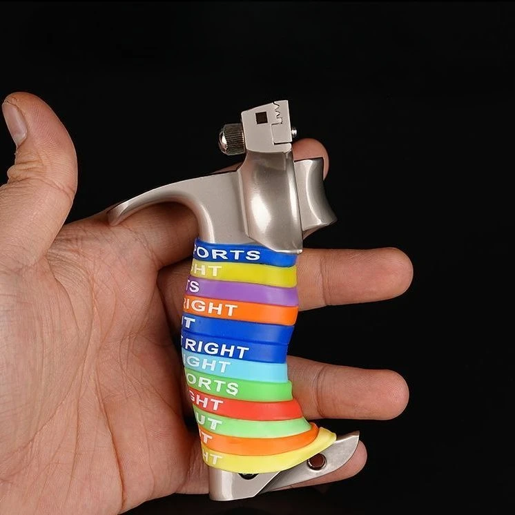 

New Aluminum Alloy High Quality Hero Slingshot Is A High-precision No-binding Fast-pressing Powerful Outdoor Hunting Product