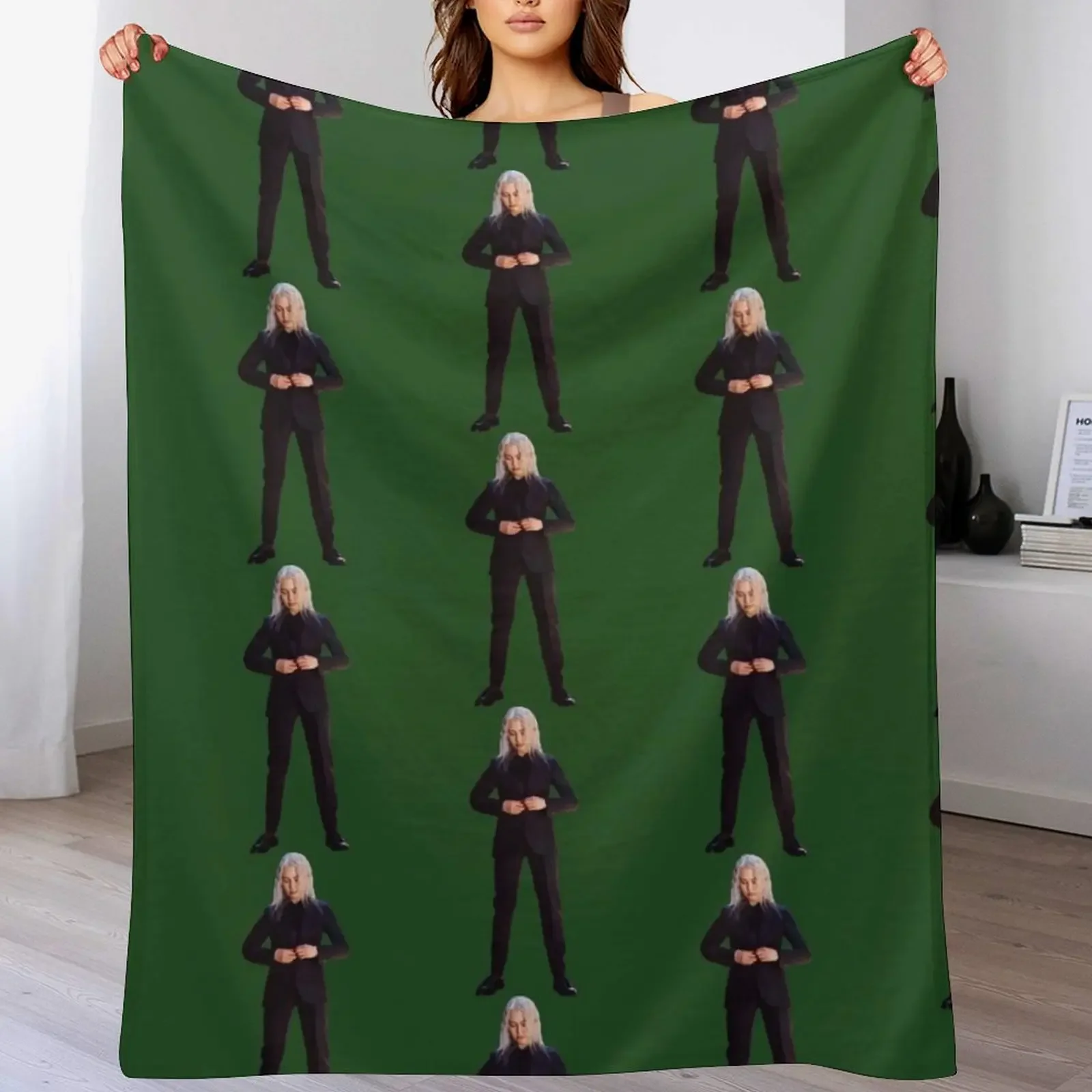 

New Phoebe Bridgers Throw Blanket Luxury Designer Moving Travel Blankets