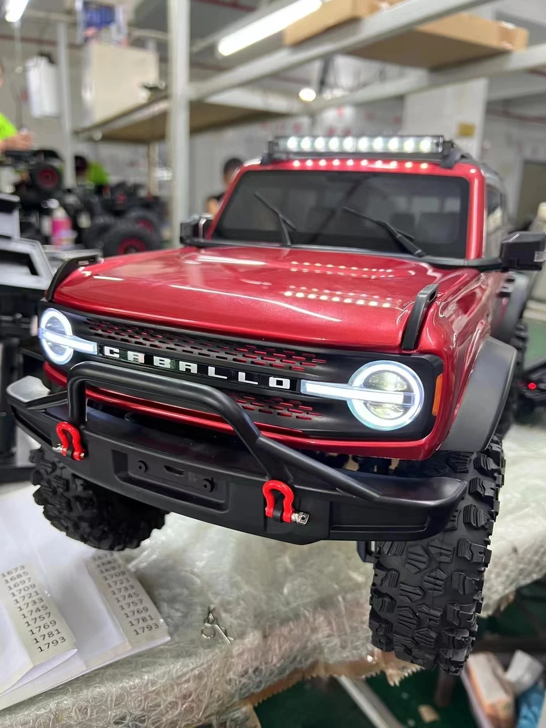 Wl 104020 Rc Car 1:10 Bronco Replica Model Off-Road High-Fidelity 4wd Wltoys With Electric Winch Two-Speed Transmission Kid Gift