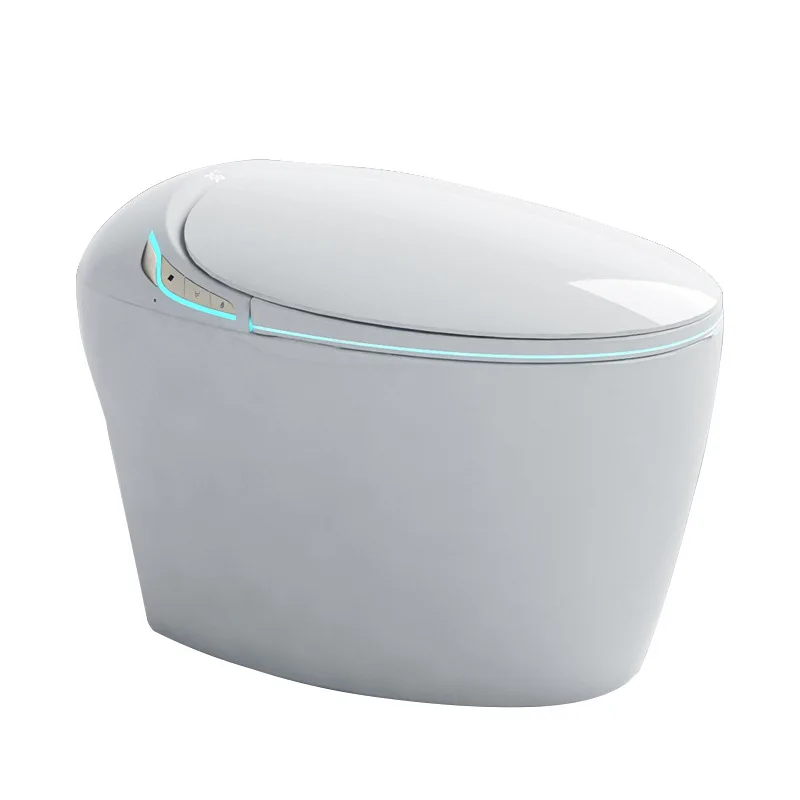 

Умный унитаз черного цвета с автоматическим открыванием и закрыванием, датчиком движения ногой, сушкой теплым воздухом, подогревом сиденья и функцией биде.