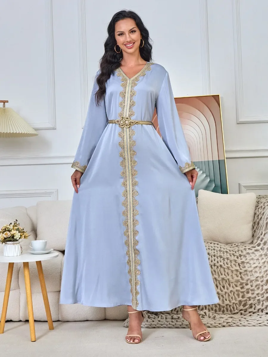 Muzułmańska haftowana sukienka na imprezę Kobiety Abaya Eid Ramadan V Neck Vestidos Largos Dubai Long Robe Jalabiya Belt Morocco Kaftan 2024