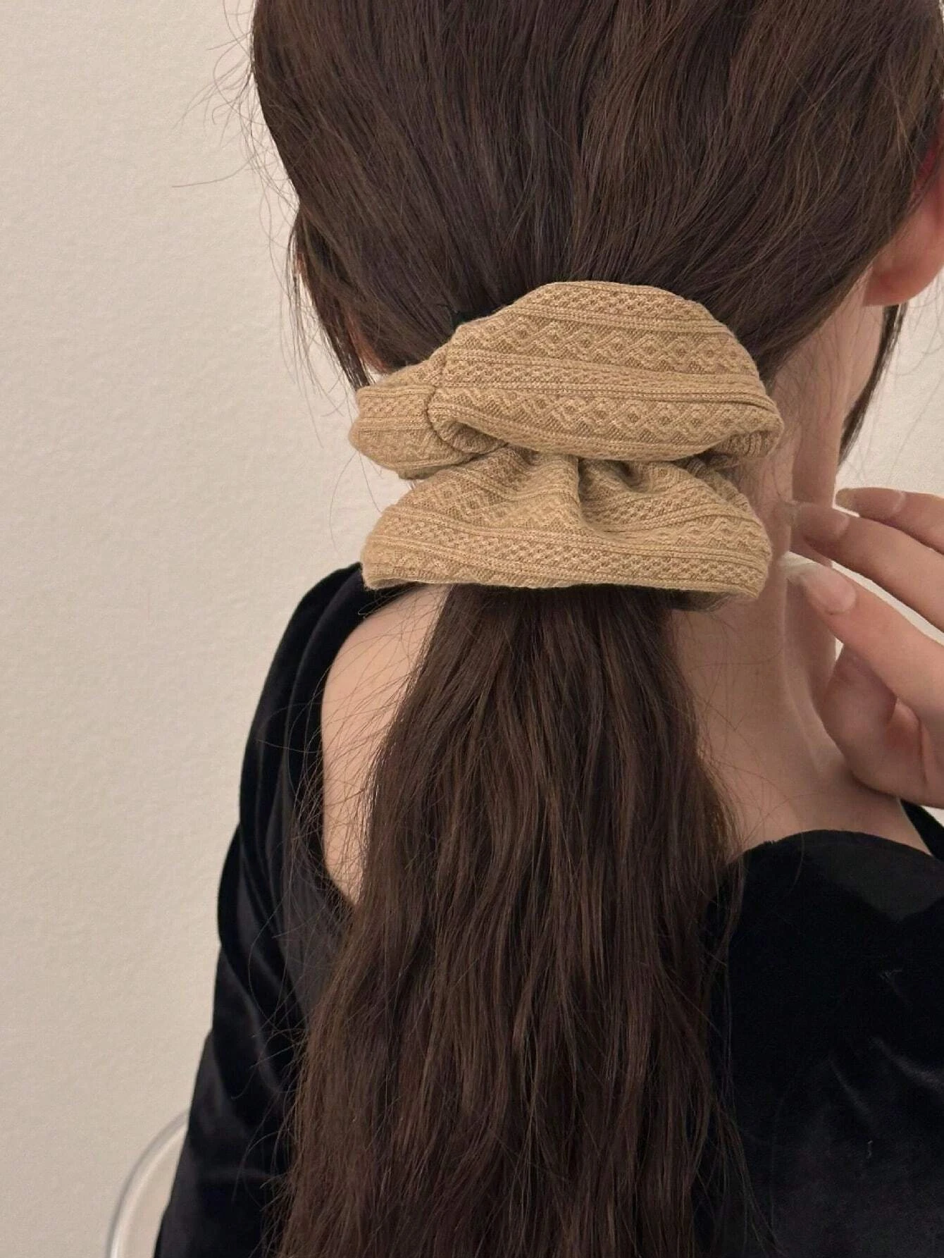 Thumbnail 4 - #7 Best Scrunchie Hair Ties to Buy In 2026