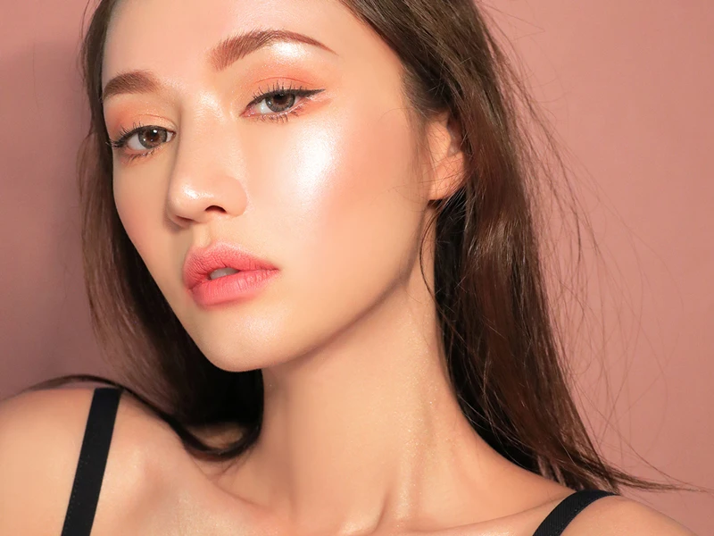 Luminizer Longwear Single Eyeshadow Face Highlighter Glow Up Makeup Highlight Shimmer Silky Multi Use Pigment