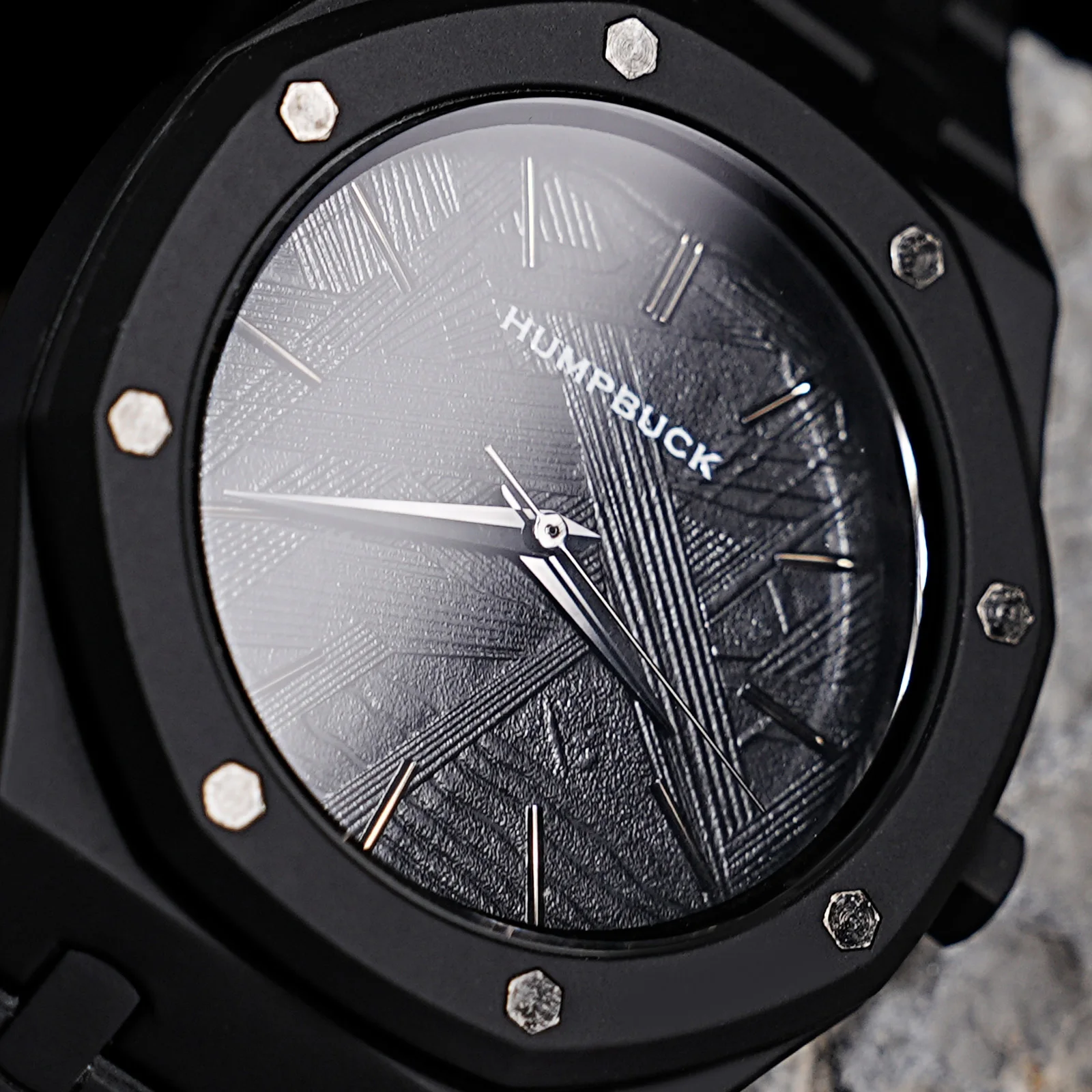 HUMPBUCK Watch Fashion Casual Quartz Light Waterproof Sport Outdoor Men\'s Wristwatch New Design Screw-down Crown Watches for Men