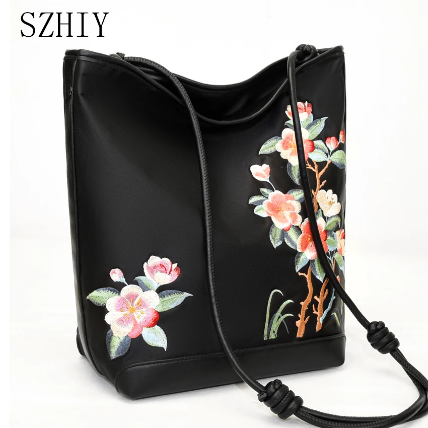 

Embroidered Shoulder Bag Women Diagonal Cross Bag Luxurious Designer Chinese Style Retro Handbag New Office Waterproof Pocket
