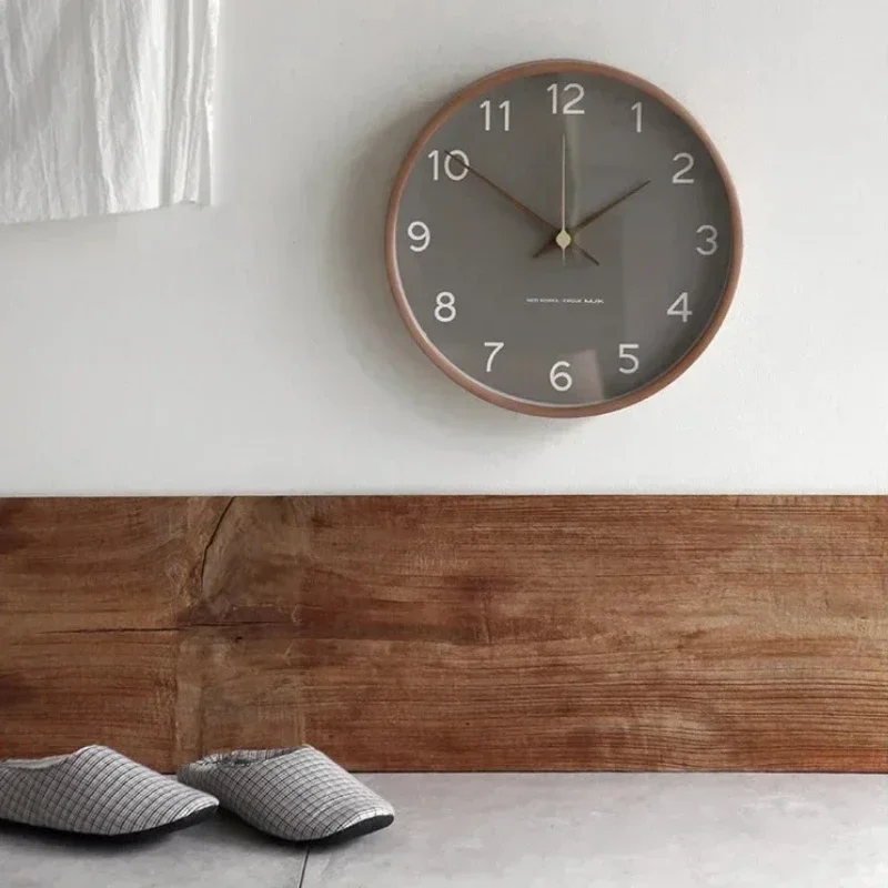 Luxury Nordic Wall Clock Solid Wood with Transparent Glass Living Room Home Fashion Simple Light Hanging Decor