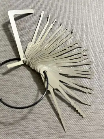 22 in 1 Universal Lock Key Set For PadLock Repairing Tools Locksmith Training Tools