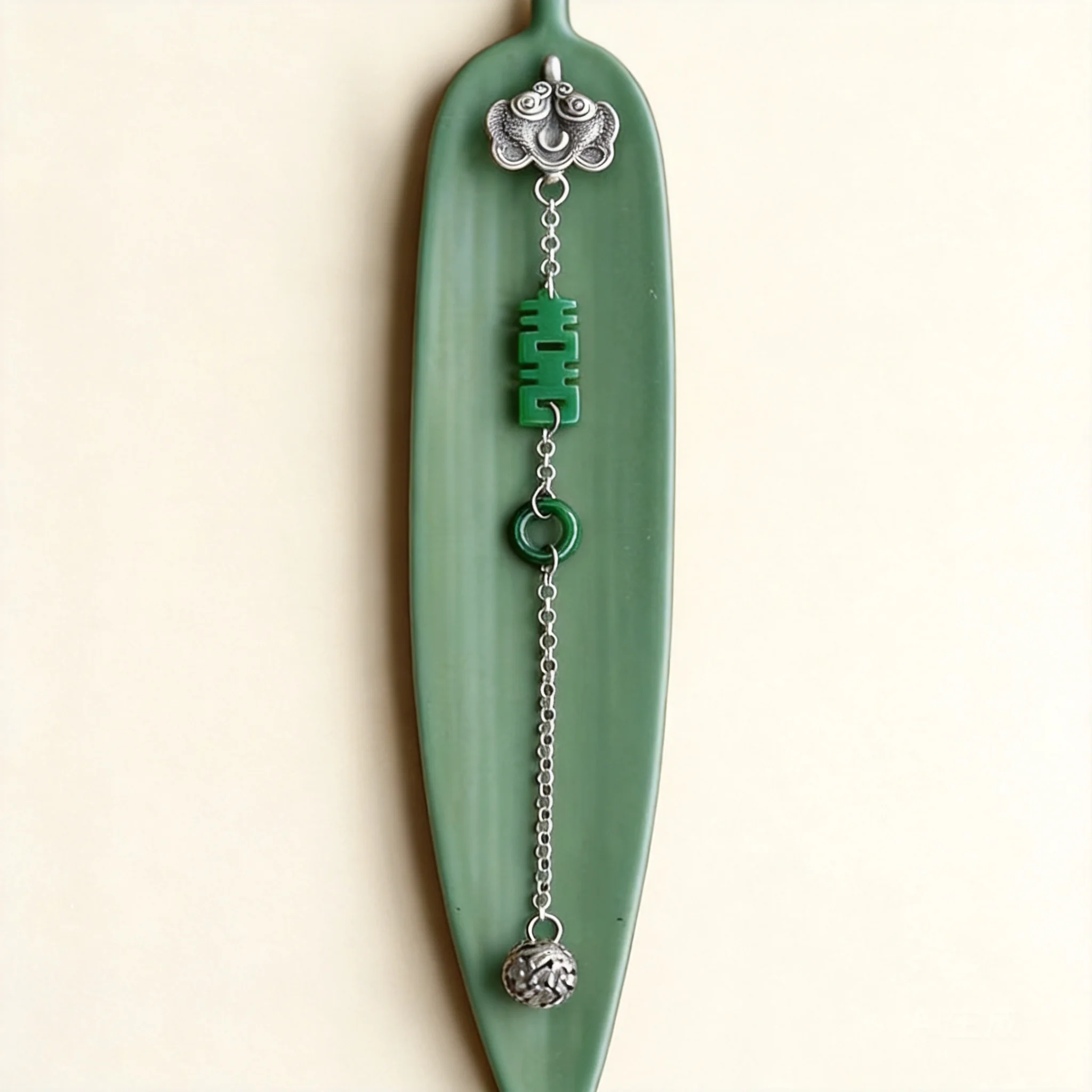 

Traditional Chinese Style Auspicious Lucky Double Fish Brooch Retro Green Jade Xi Character Tassel Cheongsam Lapel Hanfu Accesso